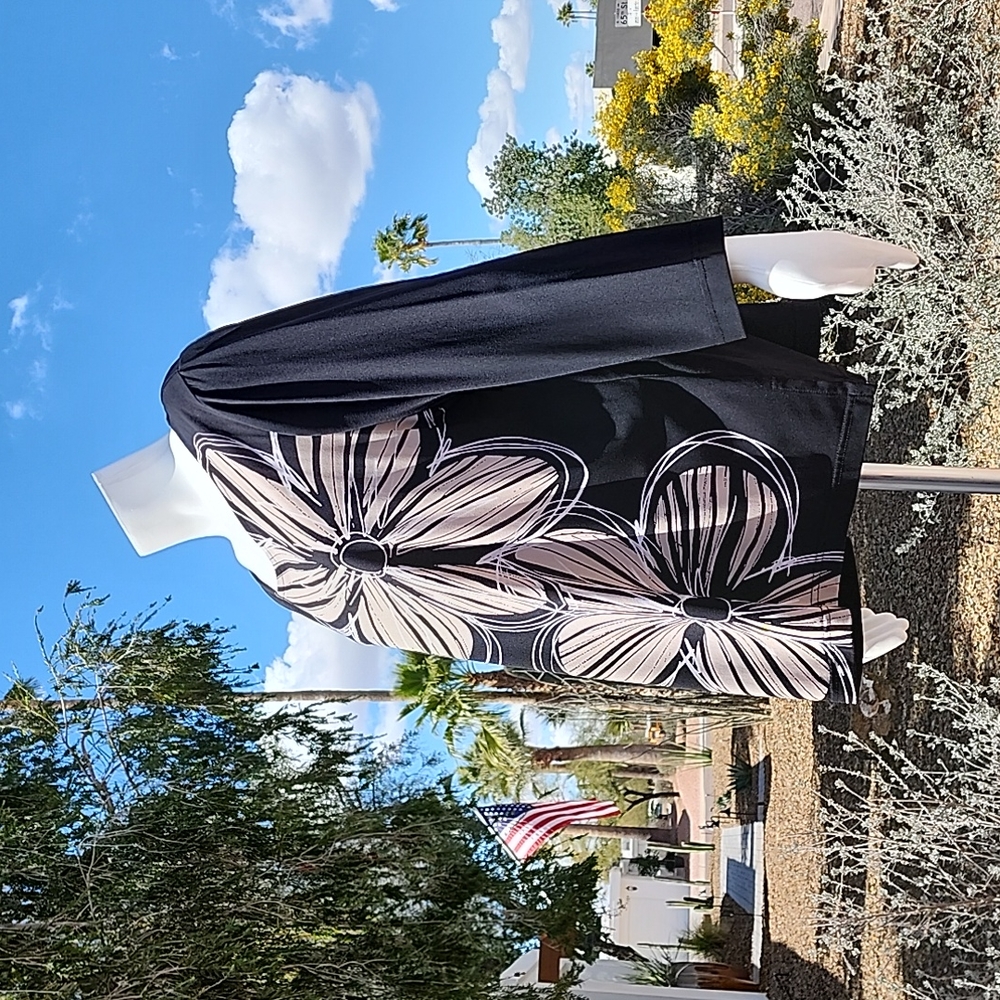 SAG HARBOR Oversized Flowers Top L Stretchy Slinky Shirt Black 3/4 Sleeve Travel - Picture 6 of 13